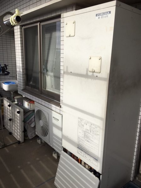 大阪府豊中市でエコキュート交換工事　コロナ『CHP-H3014A』→コロナ『CHP-S30AY1』