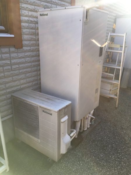 東京都江東区でエコキュート交換工事　ナショナル『HE-37K2Q』→日立『BHP-F37RD』