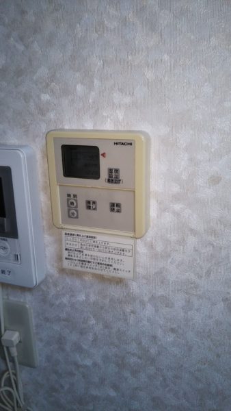 奈良県香芝市で電気温水器交換工事　日立『BE-C46A』→コロナ『UWH-37X1A2U』