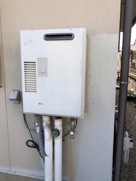 愛知県春日井市のノーリツ給湯器交換施工事例　『RGE24KS2-SN』から『GT-C2462SAWX-2』