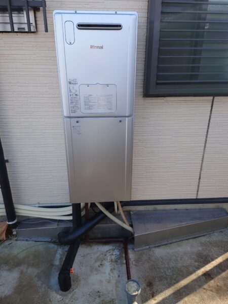 山梨県甲斐市での交換施工事例　エコキュートからガス風呂給湯熱源機『RVD-E2405AW2-3』への交換