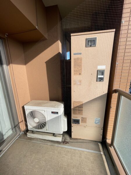 埼玉県所沢市　エコキュート交換工事　￥363,000（税込）三菱『SRT-HPT303WFD』⇒日立『BHP-F37UU』