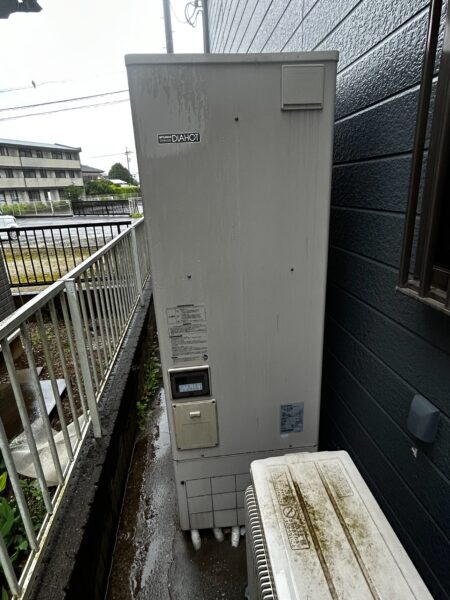 千葉県成田市　エコキュート交換工事　￥418,000（税込）三菱『SRT-HPT37W2』⇒ダイキン『EQN37WFV』