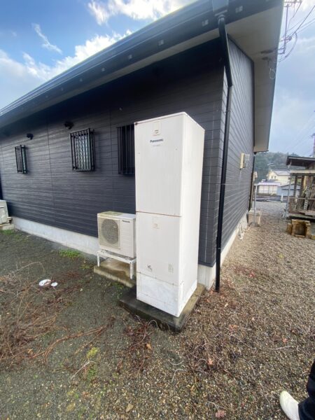 京都府宇治市　エコキュート交換工事　￥418，000（税込）パナソニック『HE-K46BQ』⇒パナソニック『HE-NS46KQS』