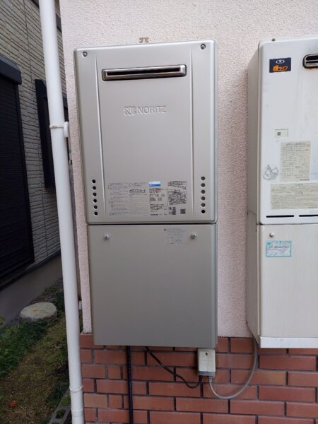 大阪府寝屋川市　ノーリツ ガス給湯器交換工事￥184，800（税込）リンナイ『RUF-V2401SAW』⇒ノーリツ『GT-C2462SAWX-2 BL』｜株式会社ミズテック