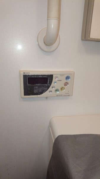 神奈川県横浜市　給湯器交換工事　¥154,000-　ノーリツ『GT-2428SAWX』⇒ノーリツ『GT-2460SAWX-2』｜株式会社ミズテック