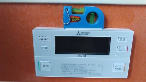 宮城県大崎市　電気温水器交換工事　東芝『HPL-2TFB465FAU』⇒三菱『SRT-J37WD5』｜株式会社ミズテック