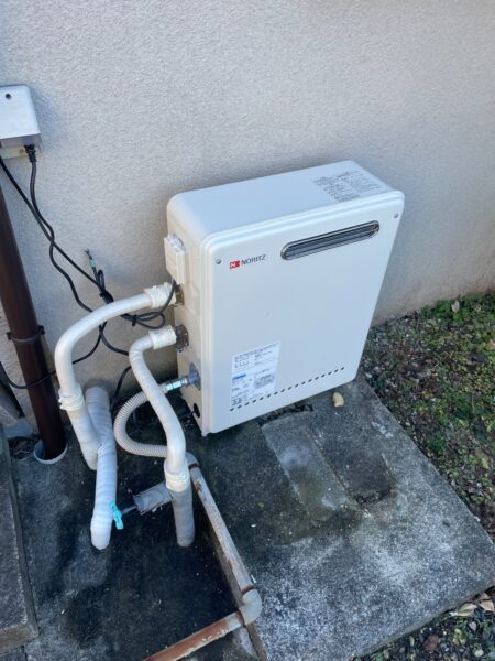 滋賀県大津市　ノーリツ ガス給湯専用交換工事￥132，000（税込）ノーリツ『GQ-2437RX』⇒ノーリツ『GQ-2037RX』｜株式会社ミズテック