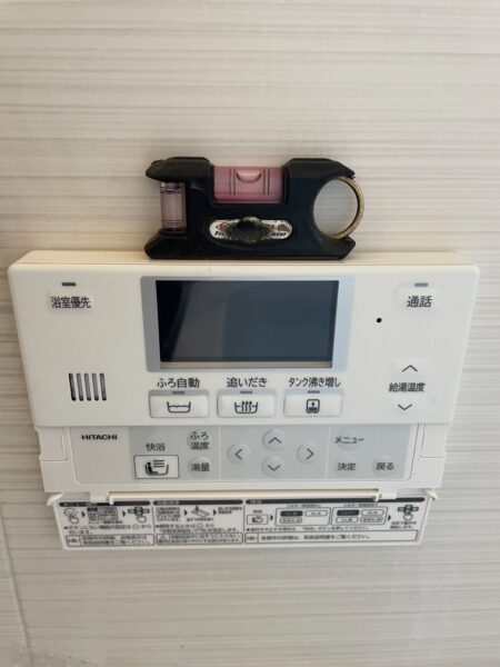 神奈川県座間市　エコキュート交換工事　￥407,000（税込）東芝『HWH-FBH461SCT』→日立『BHP-F37UD』｜株式会社ミズテック