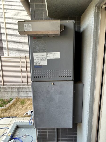埼玉県戸田市　給湯器交換工事　¥203,300-　ノーリツ『GT-C2432AWX-L-E』⇒ノーリツ『GT-C2462SAWX-2』｜株式会社ミズテック