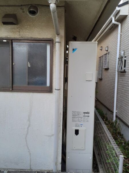 埼玉県川口市　エコキュート交換工事　￥473,000（税込）ダイキン『EQ46WFTV』