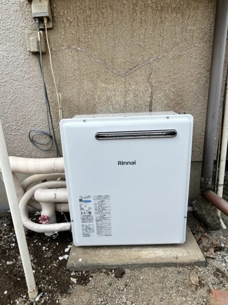 埼玉県所沢市　ガス給湯器交換工事　154,000円　リンナイ『RUF-A2003SAG』⇒リンナイ『RUF-A2003SAG(B)』
