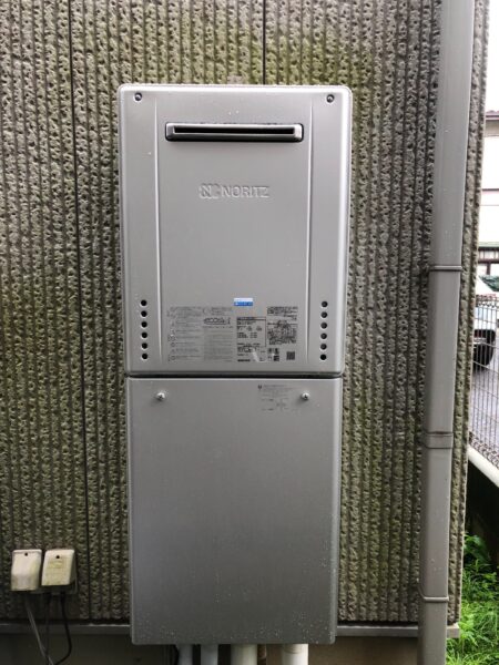 埼玉県ふじみ野市　ガス給湯器交換工事　ノーリツ『GT-2028SAWX』⇒ノーリツ『GT-C2062SAWX-2BL』