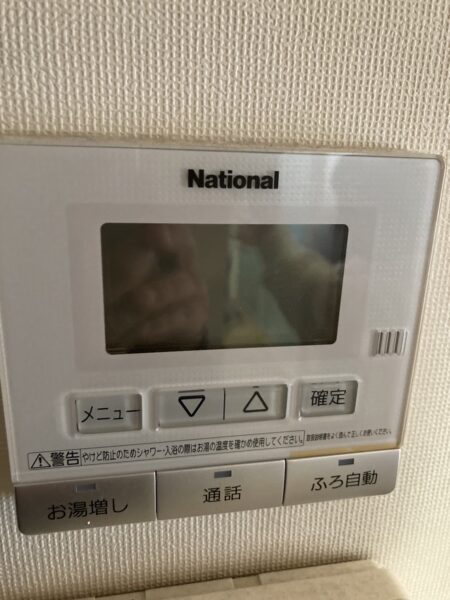 大阪府東大阪市　エコキュート交換工事　￥363，000（税込）national『HE-37K3Q』⇒日立『BHP-F37UU』