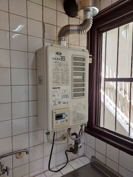 大阪府大阪市　ノーリツガス給湯専用給湯器交換工事￥110，000（税込）ノーリツ『GQ-1637WSD-F』⇒ノーリツ『GQ-1637WSD-F-1』