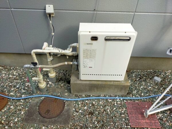 宮城県仙台市　ガス給湯器交換工事　ノーリツ『GRQ-2427SAX』⇒ノーリツ『GRQ-C2462SAX-2』｜株式会社ミズテック