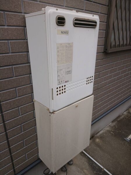 宮城県仙台市　ガス給湯器交換工事　￥167,200（税込）ノーリツ『GT-2422SAWX』⇒ノーリツ『GT-2460SAWX-2BL』｜株式会社ミズテック