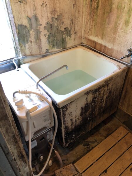 静岡県湖西市　バランス釜交換工事　159,500円　ノーリツ『GBSQ-612』⇒リンナイ『RBF-B80SN』