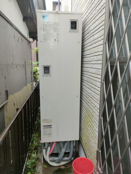 静岡県藤枝市のエコキュート⇒エコキュート交換　ダイキン『EQ37GFCV』⇒ダイキン『EQN37WFV』への交換施工事例