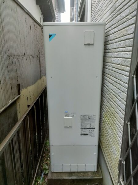静岡県藤枝市のエコキュート⇒エコキュート交換　ダイキン『EQ37GFCV』⇒ダイキン『EQN37WFV』への交換施工事例