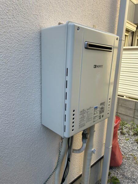 東京都練馬区　ガス給湯器交換工事　ノーリツ『GT-2028SAWX』⇒ノーリツ『GT-2460SAWX-2BL』