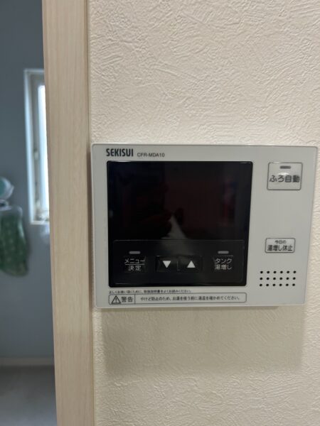 埼玉県飯能市　エコキュート交換工事　￥379,500　（税込）コロナ『CUF-37MJ1』⇒日立『BHP-F37UU』