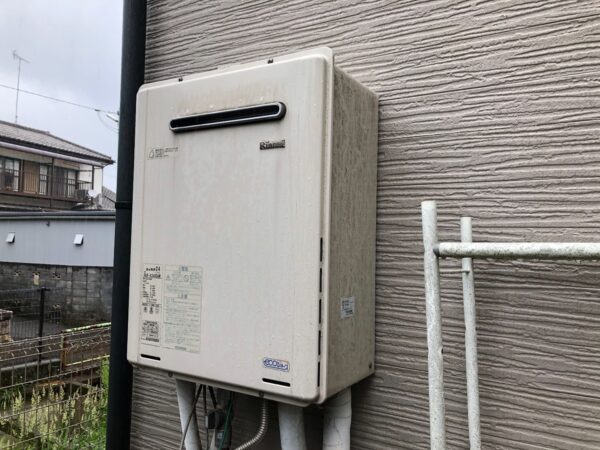 東京都武蔵村山市　ガス給湯器交換工事　リンナイ『RUF-K240SAW』⇒リンナイ『RUF-K264SAW』