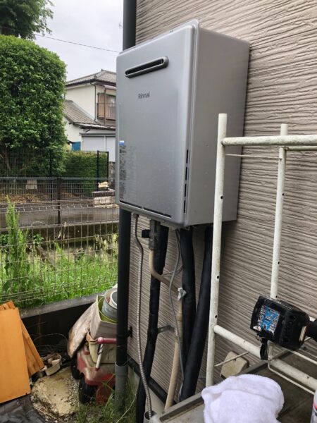 東京都武蔵村山市　ガス給湯器交換工事　リンナイ『RUF-K240SAW』⇒リンナイ『RUF-K264SAW』