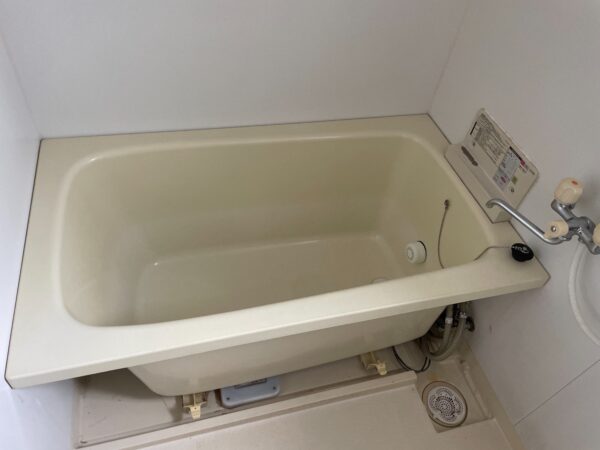 愛知県日進市でホールインワン給湯器交換工事　ノーリツ『GTS-161A』→リンナイ『RUF-HA163A-E』