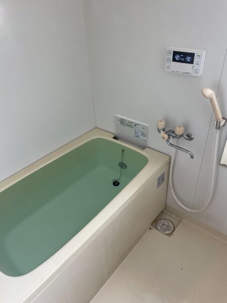 愛知県日進市でホールインワン給湯器交換工事　ノーリツ『GTS-161A』→リンナイ『RUF-HA163A-E』