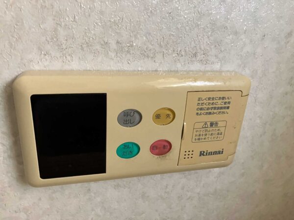 大阪府大阪市　ノーリツ給湯器交換工事￥143，000（税込）リンナイ『RUF-V2010SAW』⇒ノーリツ『GT-2060SAWX-2 BL』