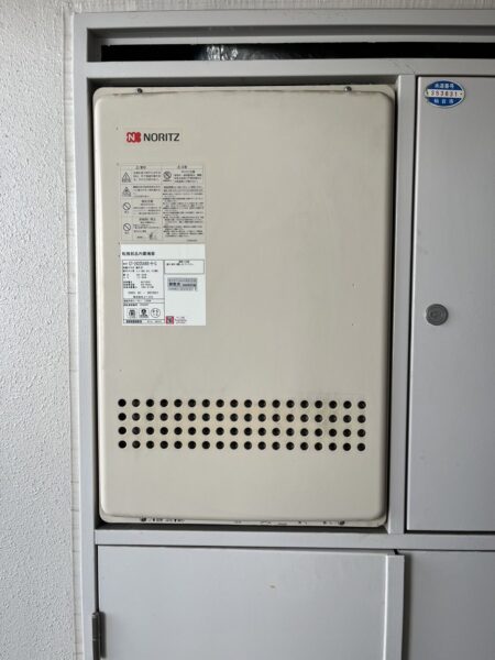 宮城県仙台市　ガス給湯器交換工事　220,000円　ノーリツ『GT-2422SAWX-H-G』⇒ノーリツ『GT-2460SAWX-H-2BL』｜株式会社ミズテック