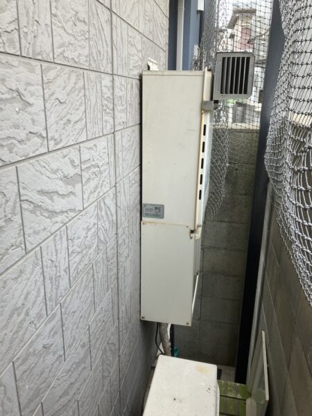 大阪府豊中市　ガスふろ給湯器交換工事￥204，600（税込）ノーリツ『GT-C2452AWX』⇒ノーリツ『GT-C2462AWX-2』