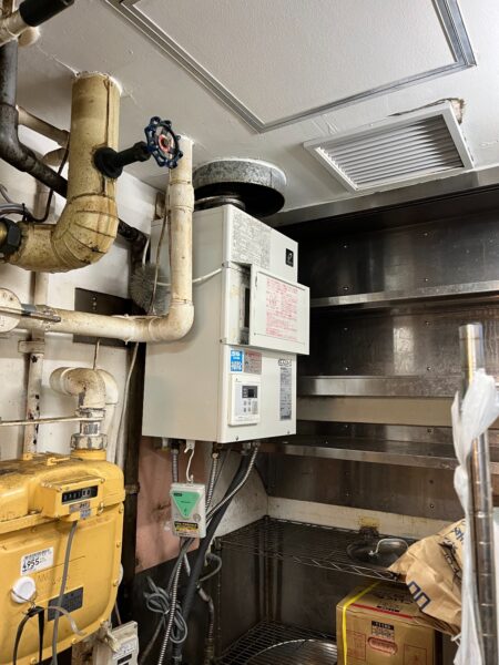 京都府京都市業務用ガス給湯器交換工事￥275，000（税込）パーパス『PGH-1600E1H』⇒ノーリツ『GQ-C1622WZD-FH』