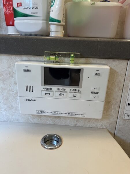 京都府舞鶴市　電気温水器からエコキュート交換工事　￥429,000（税込）日立『BE-F46BWU』⇒日立『BHP-F46WD』