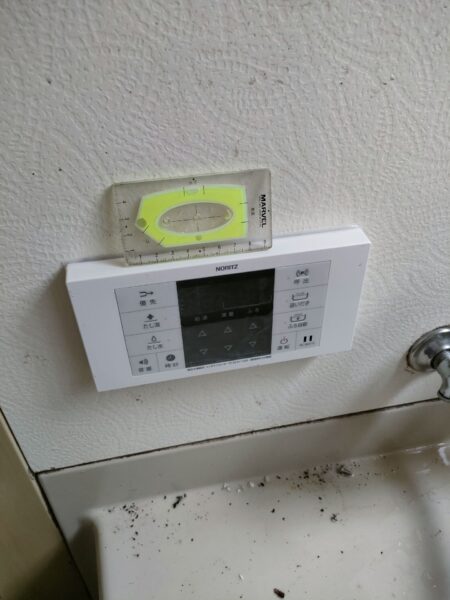 大阪府柏原市　ガスふろ給湯器交換工事￥159，500（税込）リンナイ『RUF-V2000SAW』⇒ノーリツ『GT-2060SAWX-2 BL』
