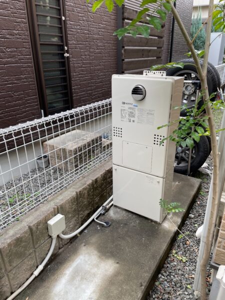 大阪府高槻市　エコウィルからノーリツガス給湯暖房熱源機￥330，000（税込）大阪ガス『（N）136-N040』⇒ノーリツ『GTH-C2460AW3H-1 BL』株式会社ミズテック