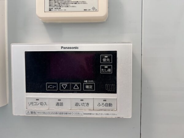 大阪府八尾市　エコキュート交換工事　￥473，000（税込）Panasonic『HE-WU37BQS』⇒ダイキン『EQX37XFTV』