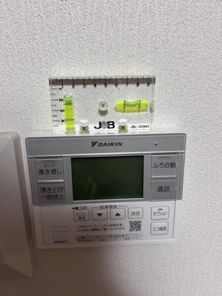 大阪府八尾市　エコキュート交換工事　￥473，000（税込）Panasonic『HE-WU37BQS』⇒ダイキン『EQX37XFTV』