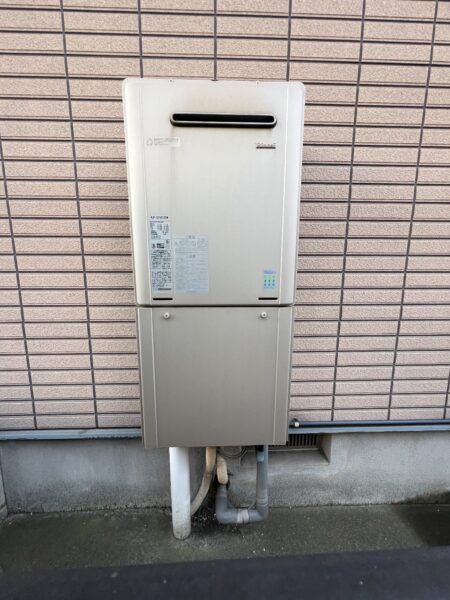 静岡県袋井市 エコジョーズガス風呂給湯器交換工事 リンナイ『RUF-E2401SAW』⇒パロマ『FH-E2421SAWL』｜株式会社ミズテック