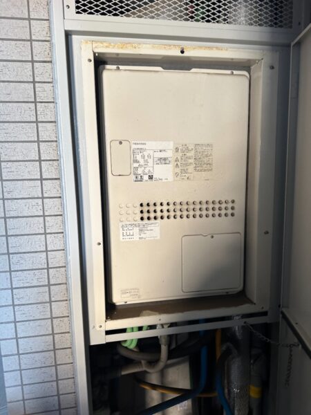 神奈川県横浜市　給湯暖房熱源機交換工事　￥269,500円　ノーリツ『	GTH-24444SAWX-H』⇒ノーリツ『GTH-2454AWX3H-H』