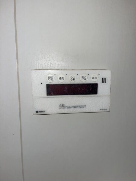 神奈川県横浜市　給湯暖房熱源機交換工事　￥269,500円　ノーリツ『	GTH-24444SAWX-H』⇒ノーリツ『GTH-2454AWX3H-H』