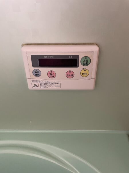 千葉県柏市　エコキュート交換工事　￥403,855円　コロナ『CTU-H3715A』⇒日立『BHP-F37WU』