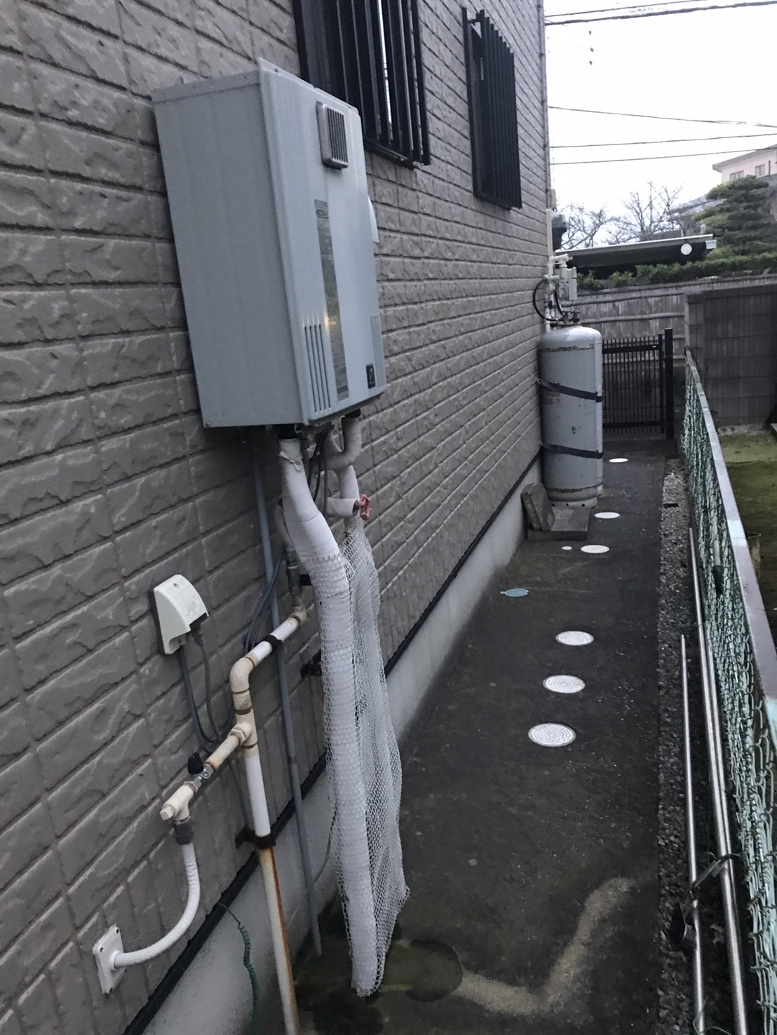 交換前