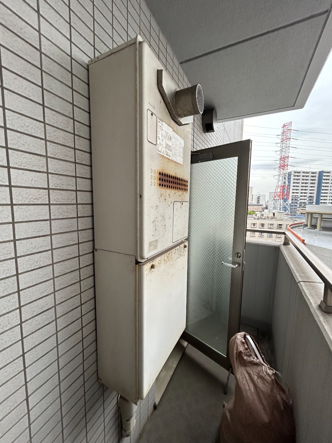 交換前