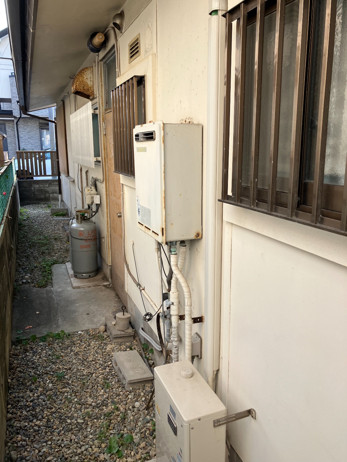 交換前