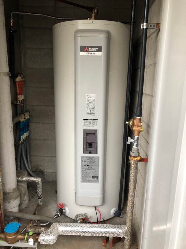 タカラ　電気温水器　2007年製 小型電気温水器 給湯器