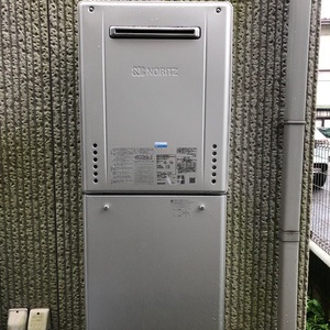 埼玉県ふじみ野市　ガス給湯器交換工事　ノーリツ『GT-2028SAWX』⇒ノーリツ『GT-C2062SAWX-2BL』