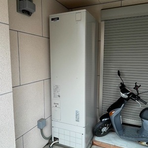 大阪府門真市　電気温水器交換工事　￥429，000（税込）三菱『SRT-4667WFU-BL』⇒三菱『SRT-J46WD5』